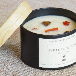 Bougie livresque Sur le fil du temps