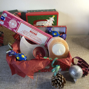 Coffret Harmonie Yin & Yang : Bougeoir en Sélénite & Encens à la Rose