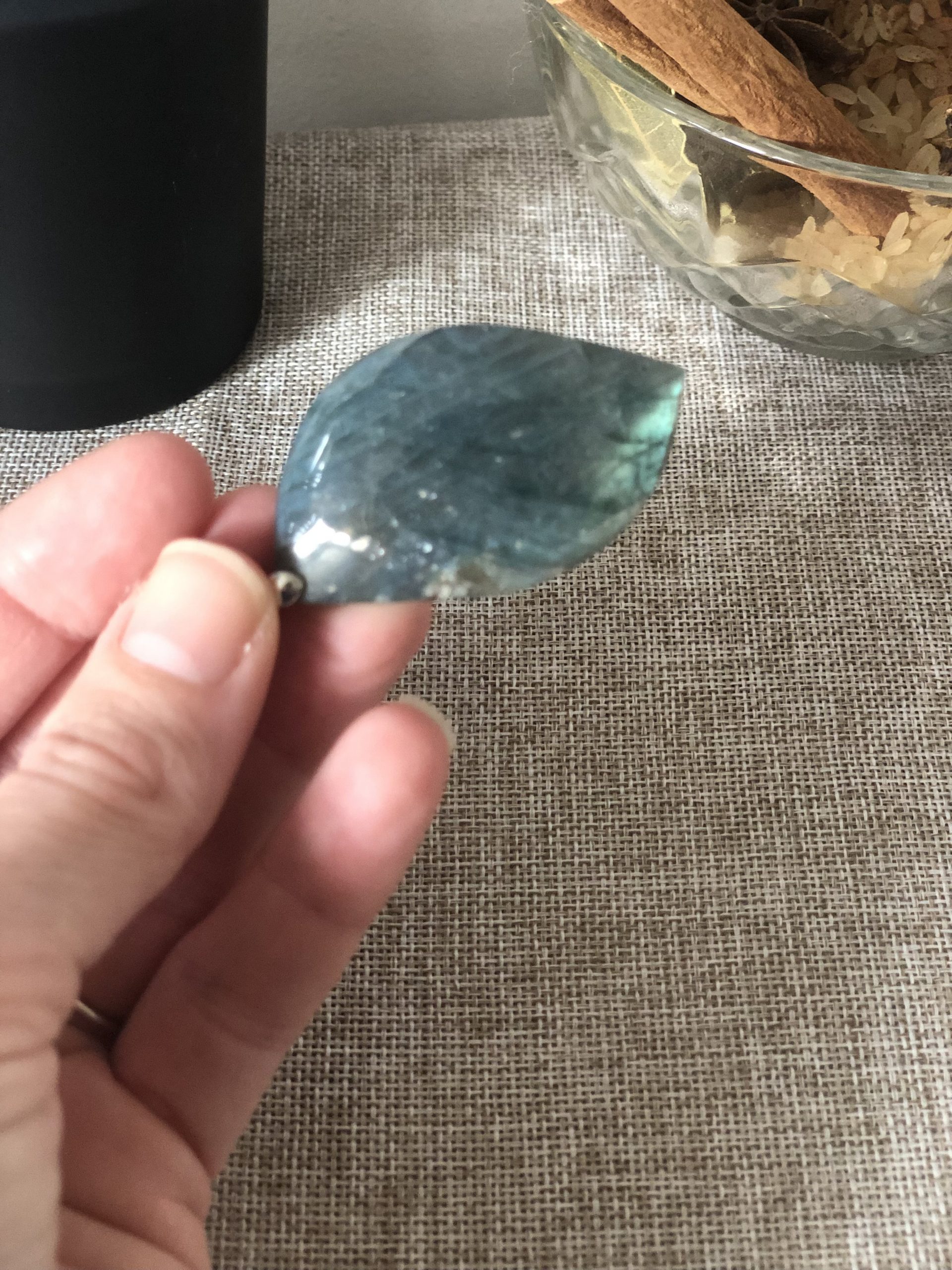 🌿 Pendentif en labradorite – Image 2