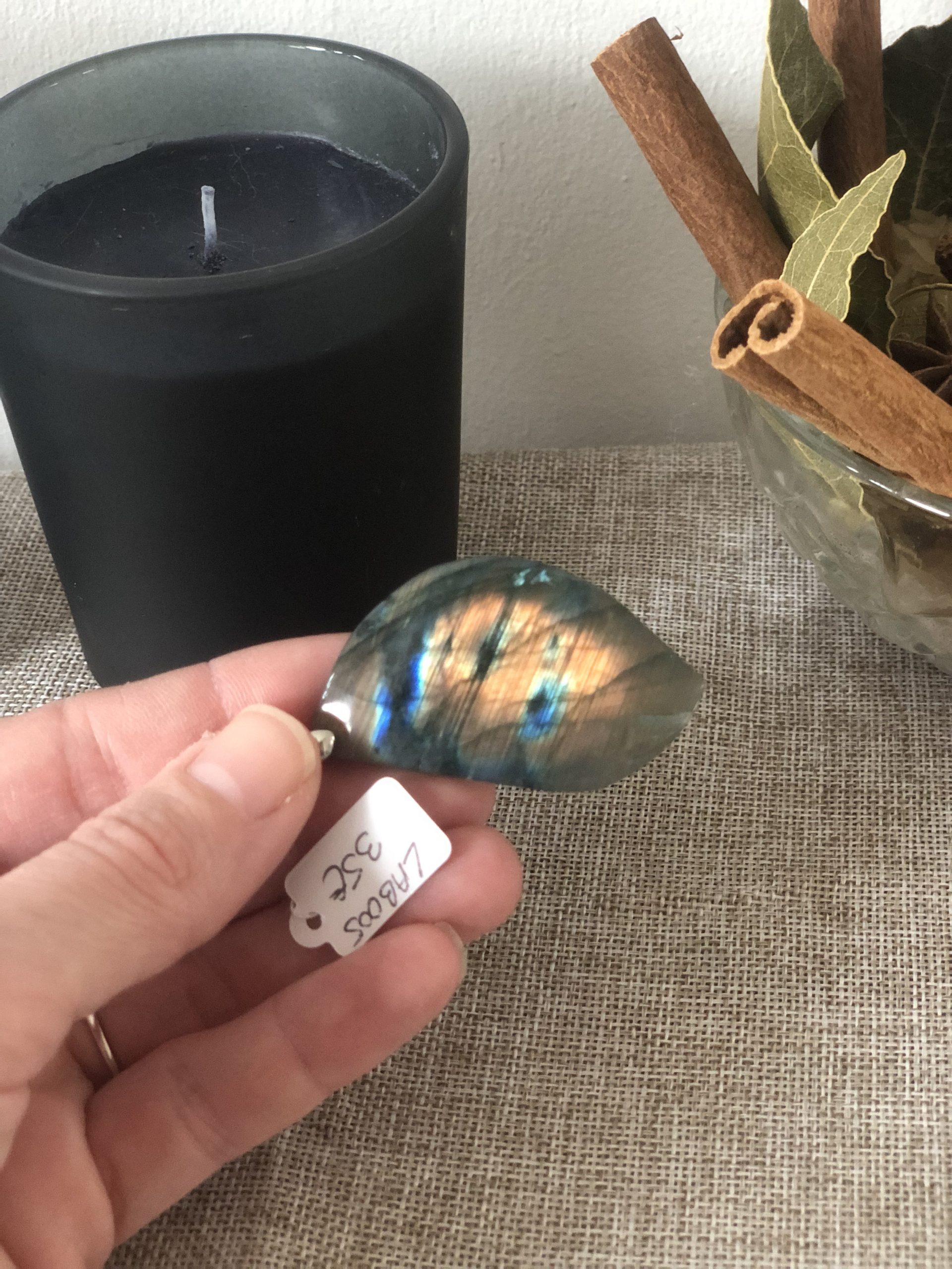 🌿 Pendentif en labradorite