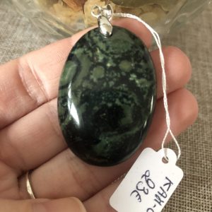 🌿 Pendentif : Jaspe Kambaba